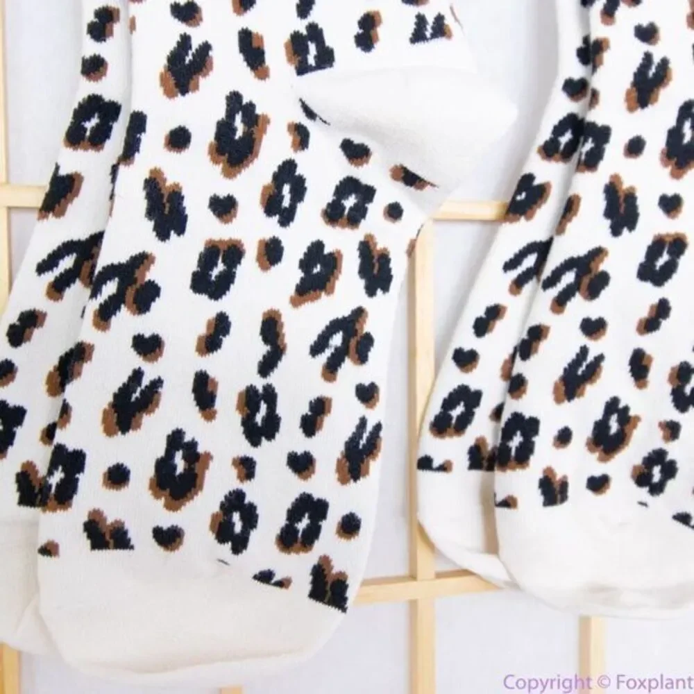 Two pairs:NEW Madewell Animal Trouser Socks,‎ color: antique cream